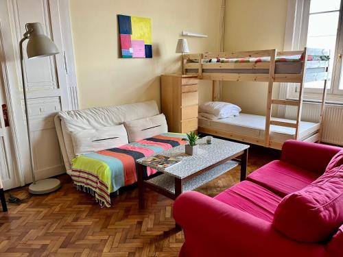Central Market Hall Zen Hostel