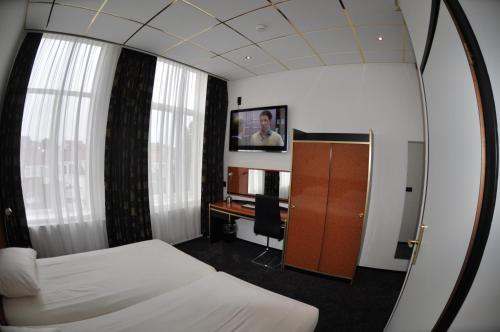 Le Beau Rivage