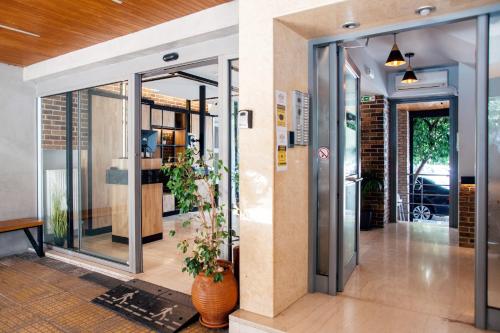 Athens Studios & Backpackers