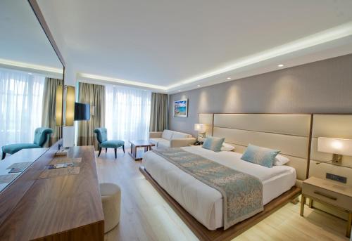 Liberty Lykia - Adults Only