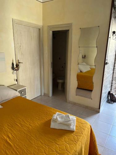 Gio Rooms