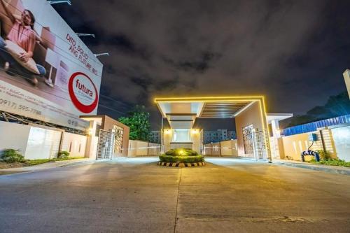 8 Spatial - ForeverMC Condotel 2BR 5615