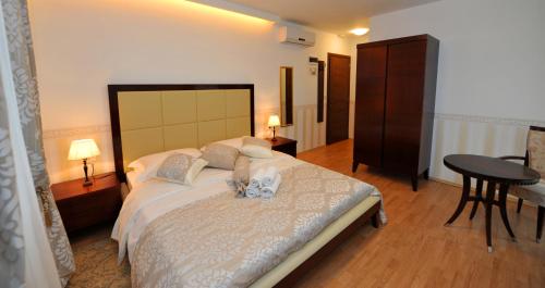 Villa Vice
