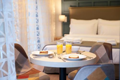 Athens Platinum Rooms And Suites