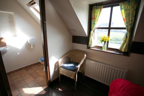 Aille River Hostel Lodge & Camping