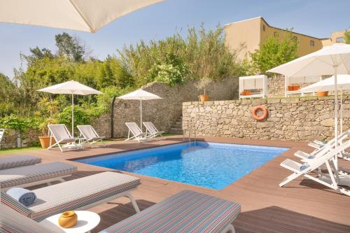 Oporto Collection Santa Catarina Pool and Fitness
