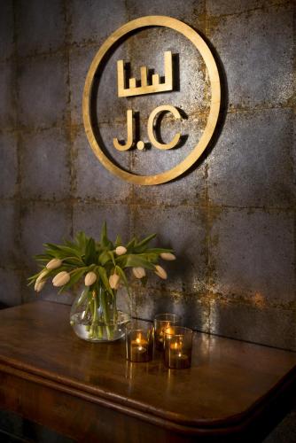 Judges Court Hotel