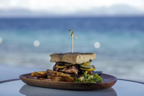 Burgos Reef Boutique Resort