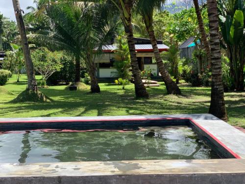Somewhere Else Boutique Resort