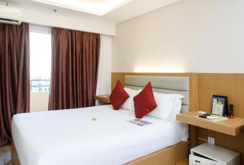 Regency Grand Suites