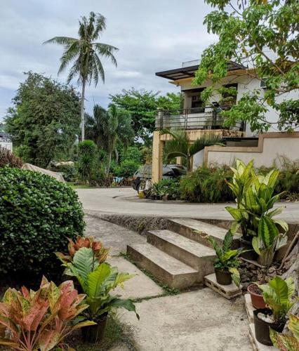 2BR 2BT home with pool between Tagbilaran and Panglao