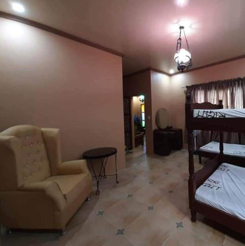 Shawn's Transient House at New Clark City