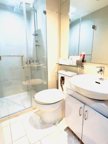 Azure Urban Resort Residences - The Paris Hilton Beach Club