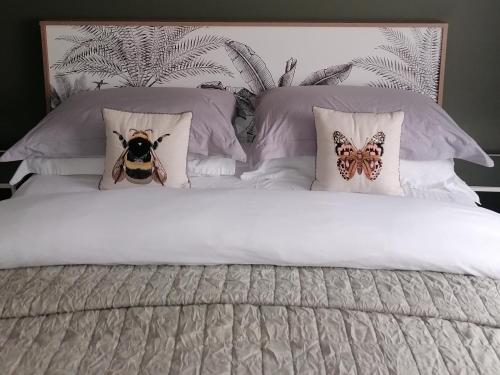 No 12 B&B