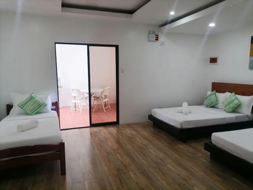 Victoria's Inn by Martha Vacation Homes