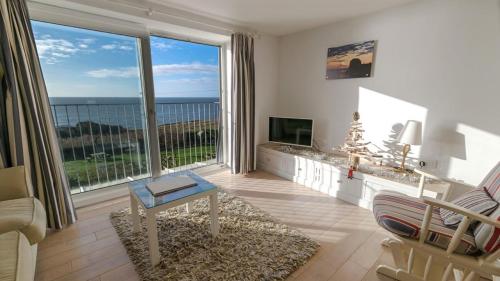 Chesil Beach Lodge Burton Bradstock Dorset DT64RJ