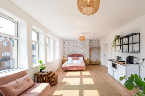 Neighbourhood Bedrooms