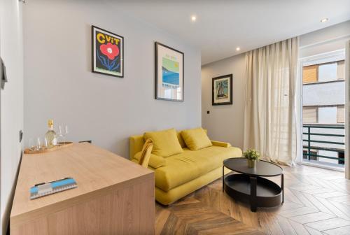 West Coast Deluxe Rooms