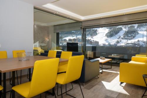 El Tarter THE MIRROR & SPA luxury apartments