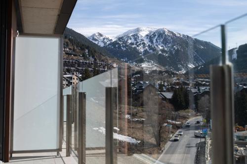El Tarter THE MIRROR & SPA luxury apartments