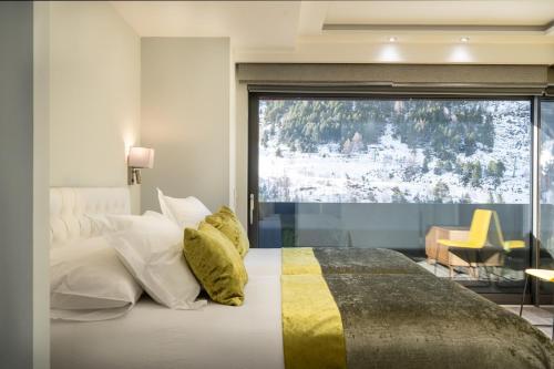 El Tarter THE MIRROR & SPA luxury apartments