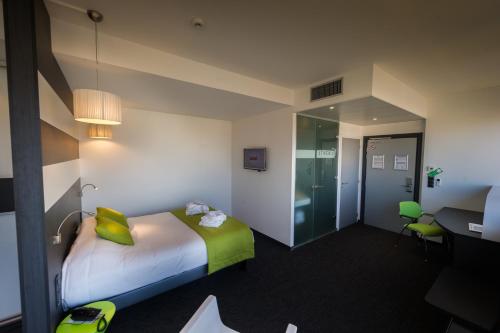 Hotel Athena
