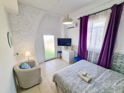 Aladdin's Hostel