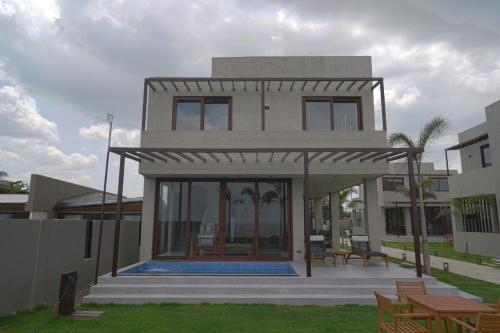 Araya Beach Casas