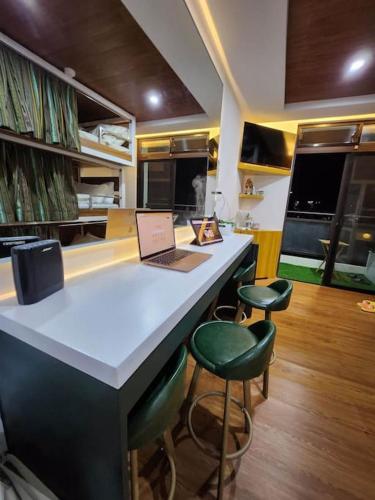 Baguio City Center Megatower III FAST WIFI 3 mins walk to SM city CushyNest MT3