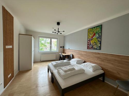 Lion's Rooms n Apartments
