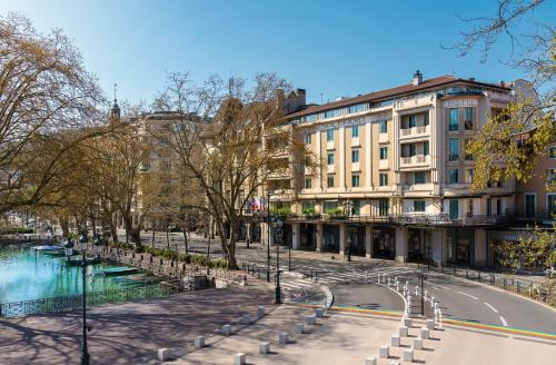 Le Splendid Hotel Lac d'Annecy - Handwritten Collection