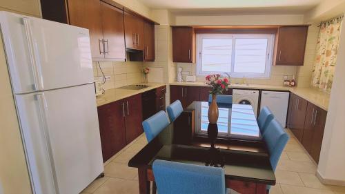 STAY Sunrise Beach Apt B01