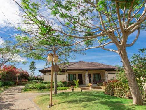 Crimson Resort & Spa Mactan, Cebu