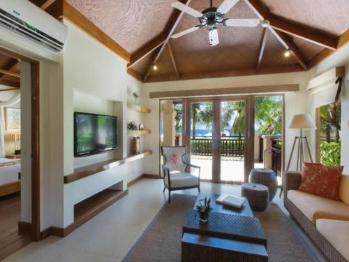 Crimson Resort & Spa Mactan, Cebu