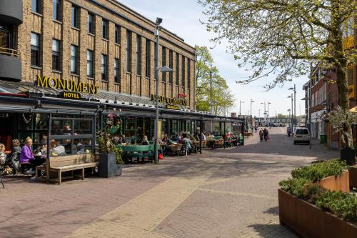 Monument Hotel