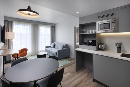 Residence Inn Charles de Gaulle Central Airport