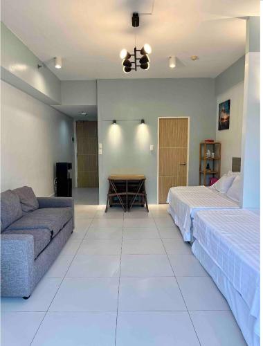 Pico de Loro Miranda Family Beach Condo max 6 pax with fiber internet