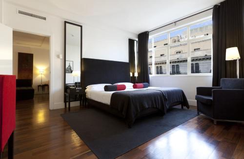 Quatro Puerta del Sol