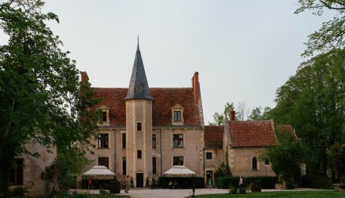 Château le Sallay, The Originals Relais