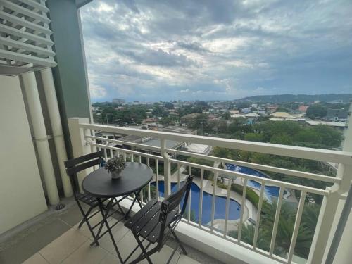 Verdon Parc Condominium Belvedere 625 with Pool View