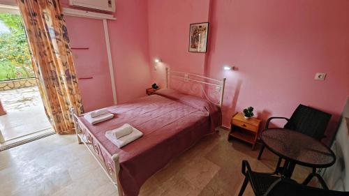 Elena Pool Apartments