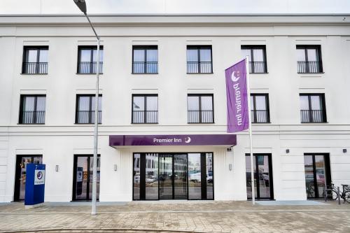Premier Inn Regensburg City Centre