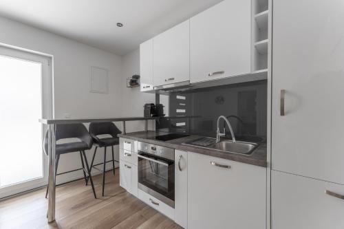 Bernie apartments with a pool