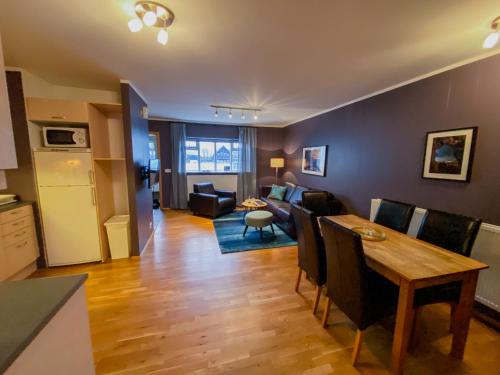 Bakki Hostel & Apartments