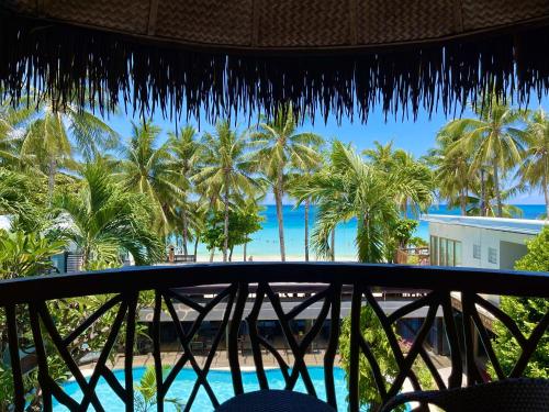 Red Coconut Beach Hotel
