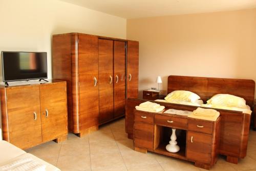Zoi Apartments