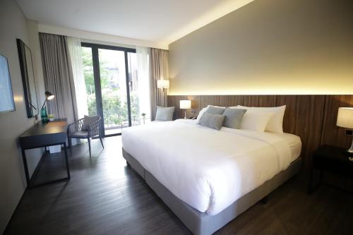 The Maximilian Hotel