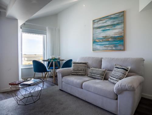 Urbana Homes by Home Sweet Home Aveiro