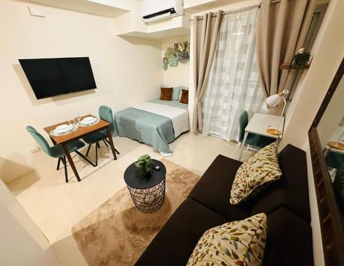 Lengs Place 2 - Studio with Balcony at Inspiria Condo, Beside Abreeza Mall