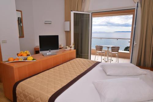 La Luna Hotel